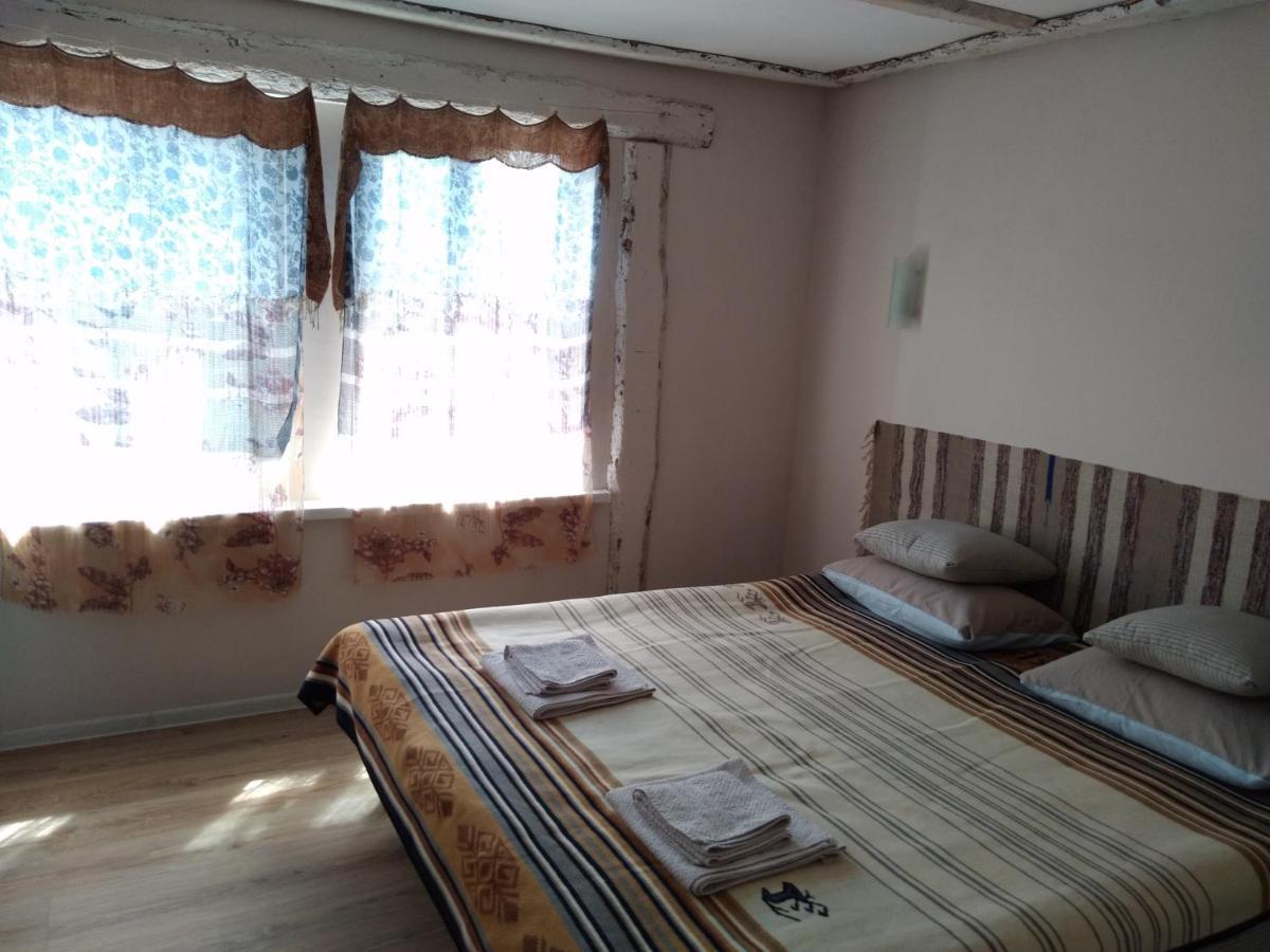 Уютный Ночлег Иссыкские Курганы Rahat Esterno foto
